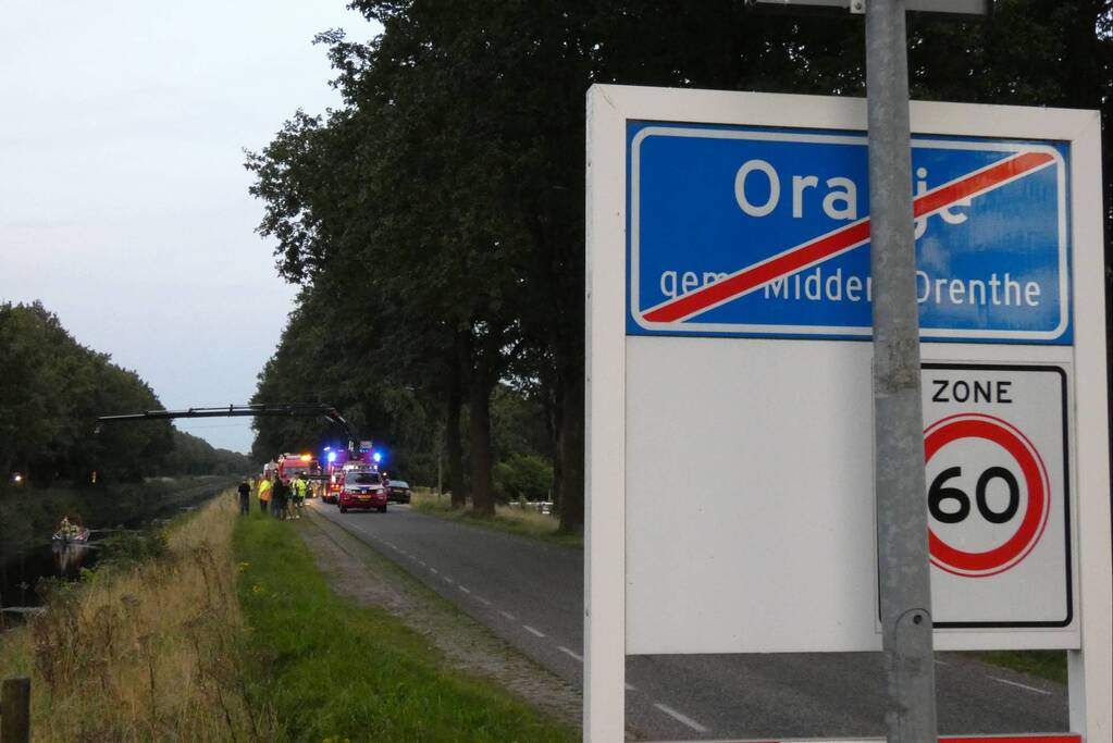 Grote zoekactie in Oranjekanaal na vondst motorhelm