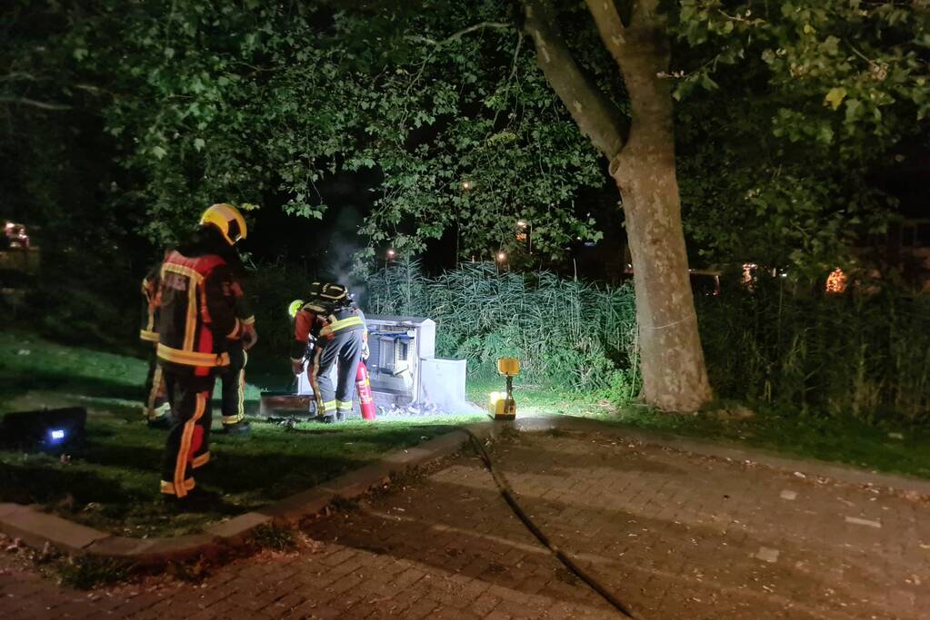 Straatkast beschadigd door brand