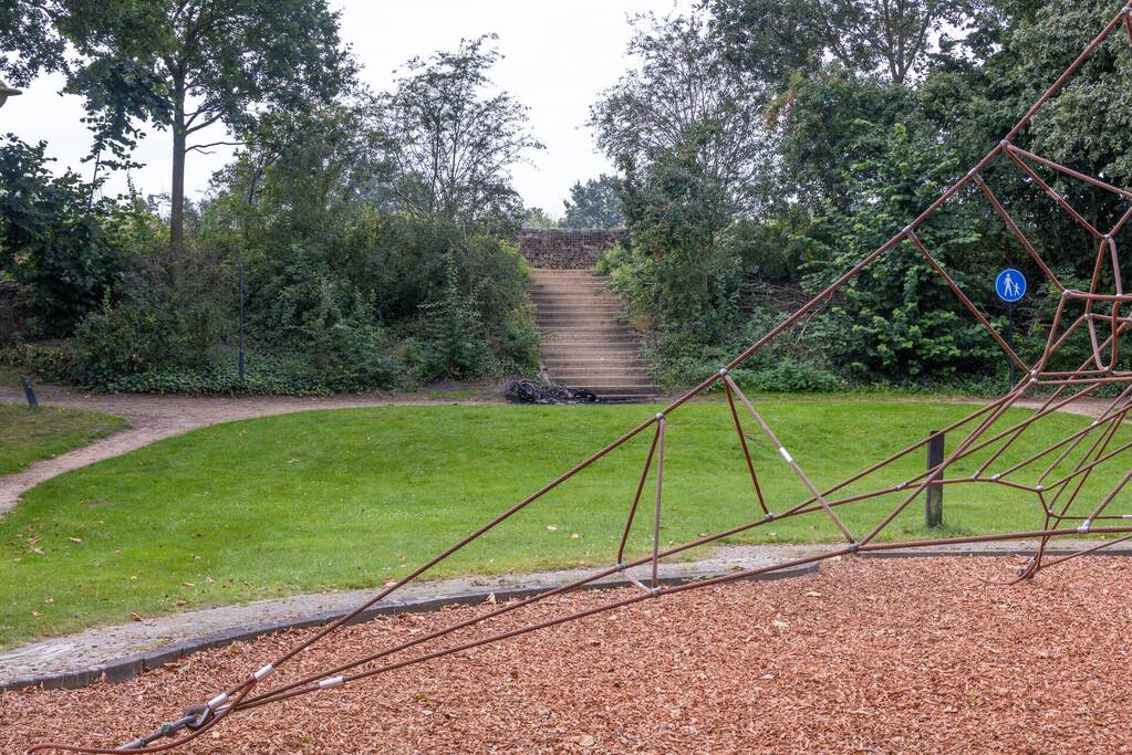 Opnieuw gaat een GO Sharing deelscooter in vlammen op