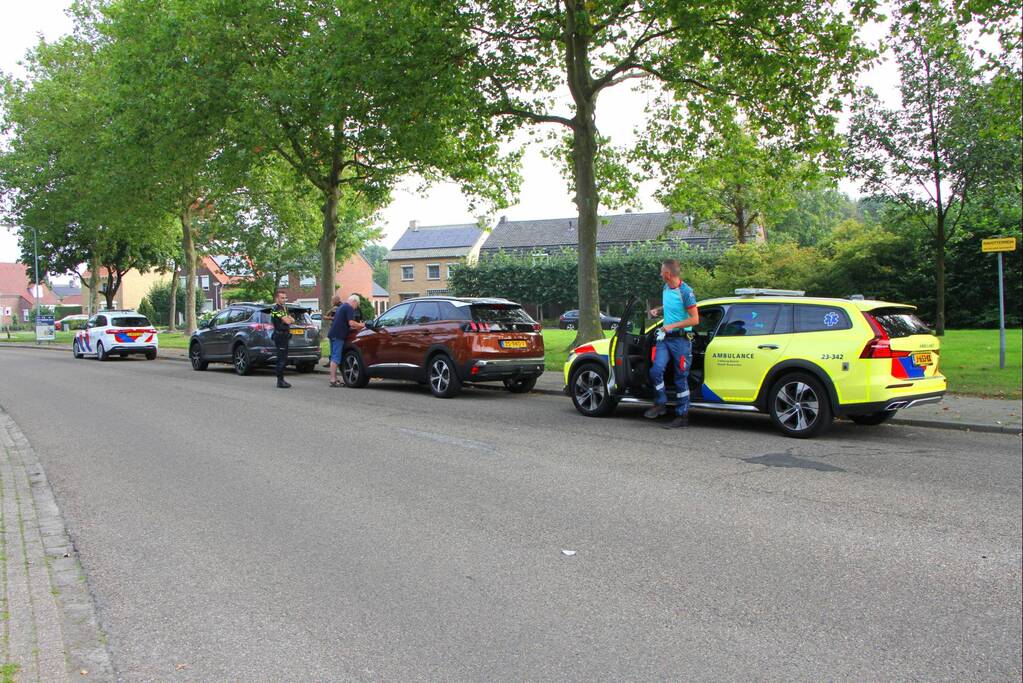 Twee auto's betrokken geraakt bij kop-staartbotsing