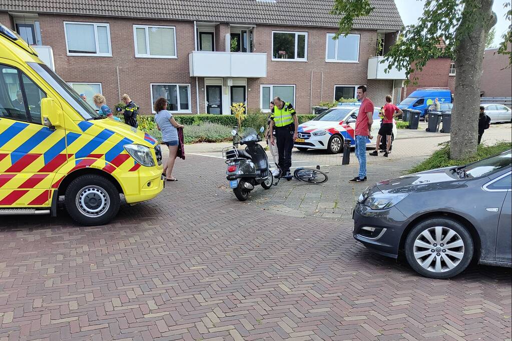 Fietser gewond bij botsing met pick-up wagen