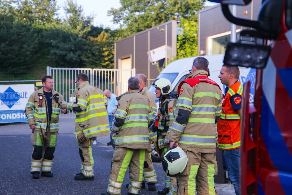 Bedrijfspand ontruimd door gaslucht
