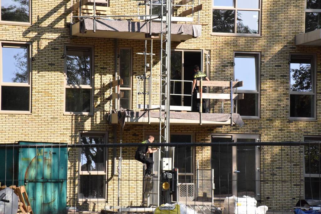 Politie zoek verdachten naar verdachte situatie