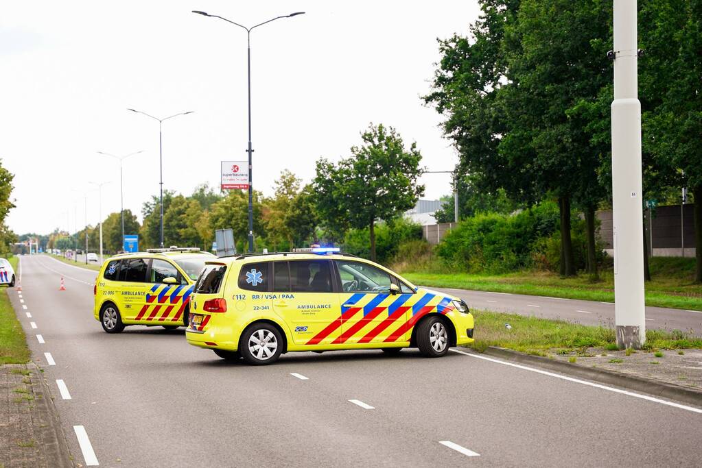 Fietser komt in botsing met scooter