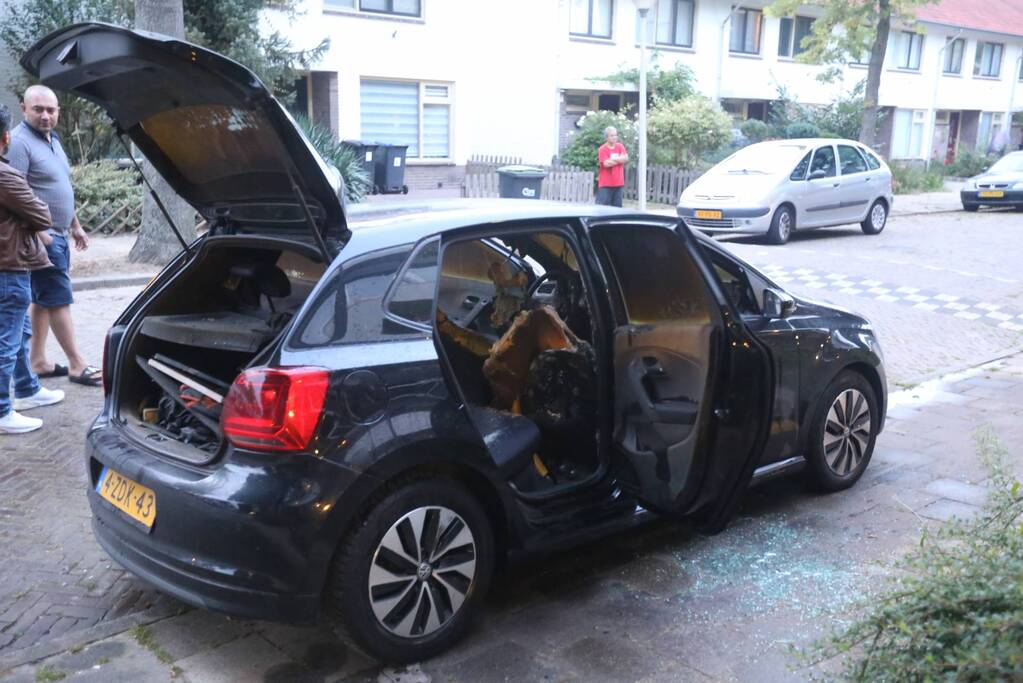 Onderzoek naar brand in auto