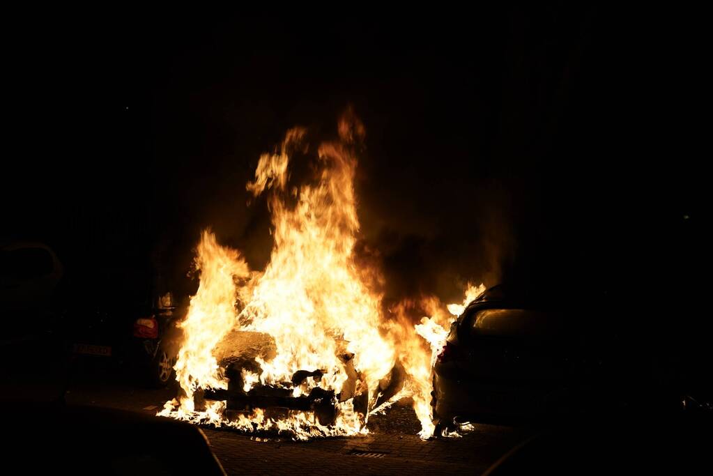 Zoveelste autobrand in dezelfde straat