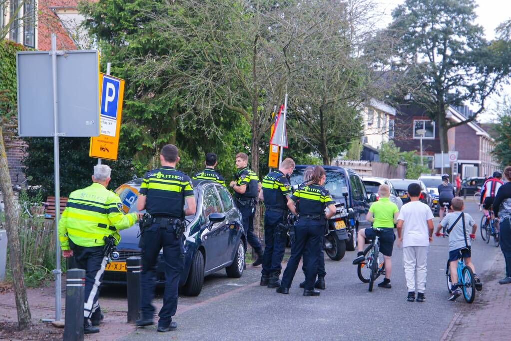 Grote politieopkomst door incident