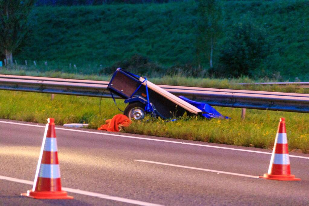 As van aanhanger breekt af