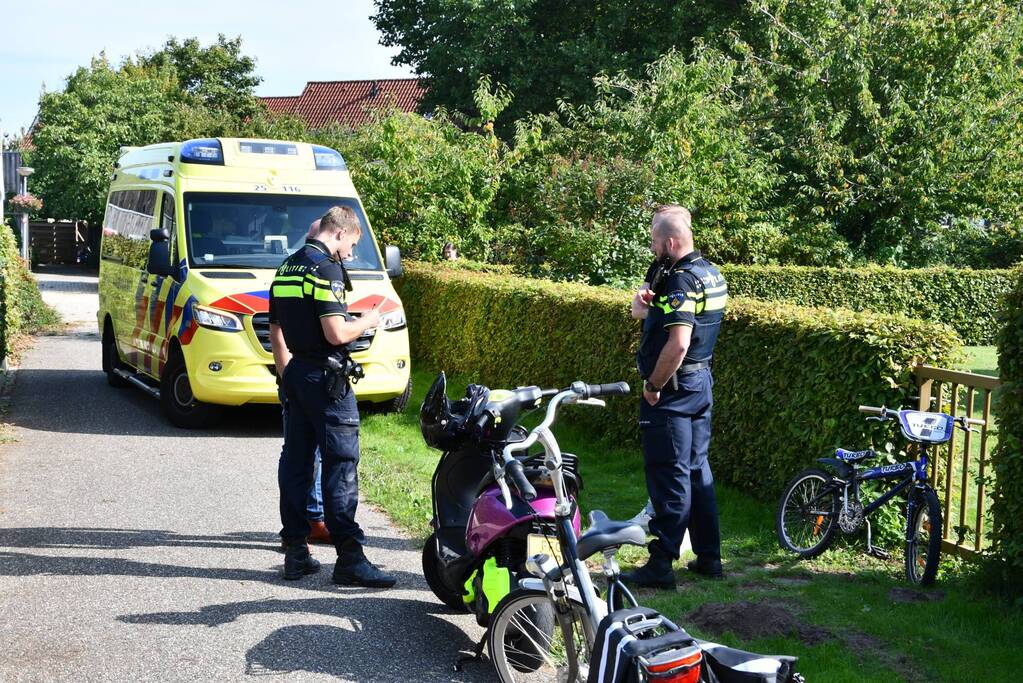 Brommerrijder crasht bij uitwijkmanoeuvre