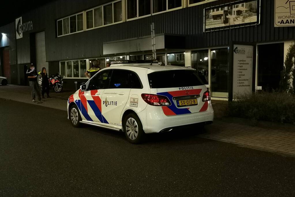 Politie haalt man van dak die vernielingen pleegt