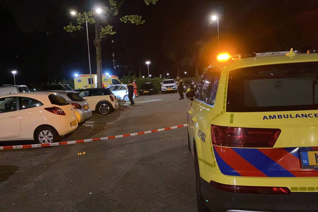 Man zwaargewond na schietpartij bij flat