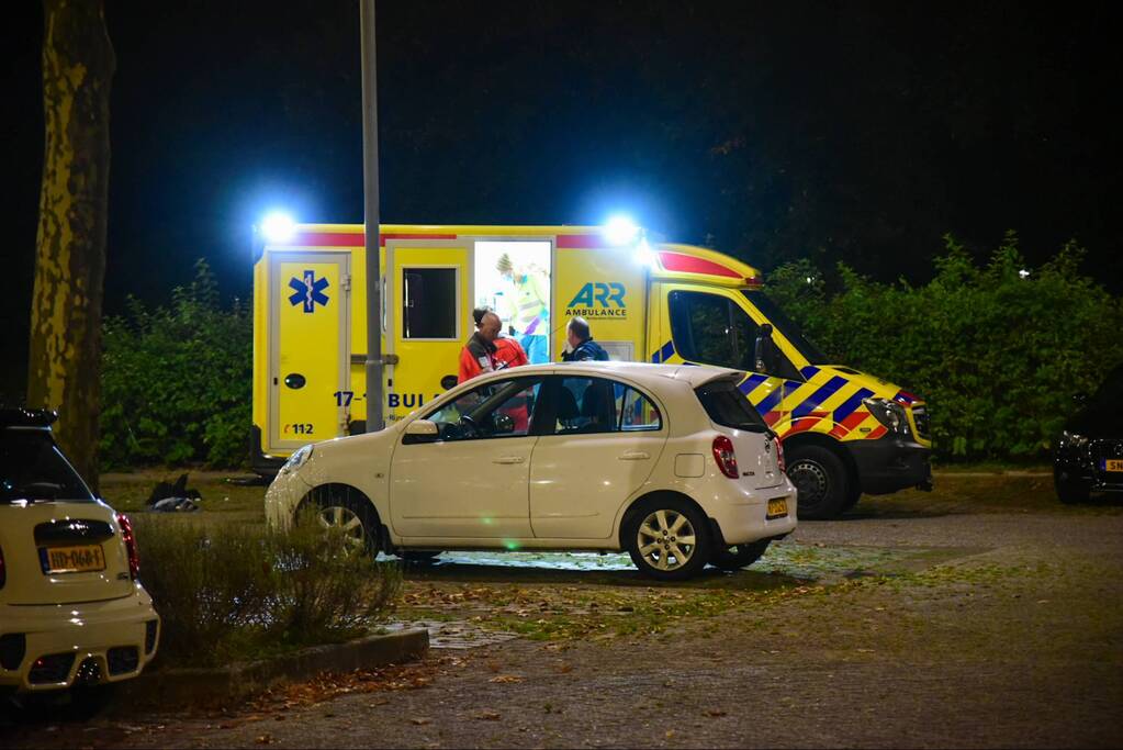 Man zwaargewond na schietpartij bij flat