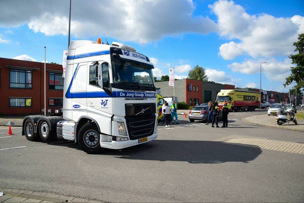 Scooterrijder valt en raakt gewond