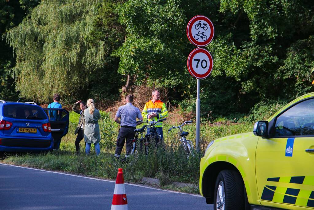 Schade aan voorraam van personenauto door ongeval