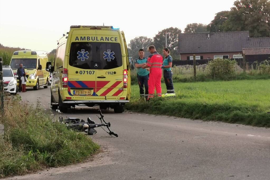 Fietser gewond door ongeval met personenauto