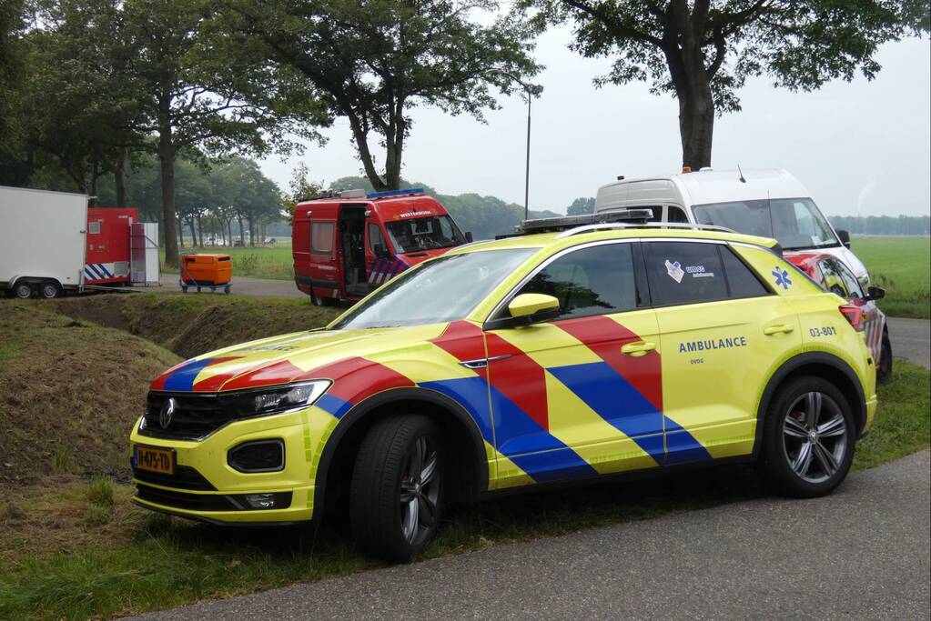 Uitslaande brand in stal met 300 varkens