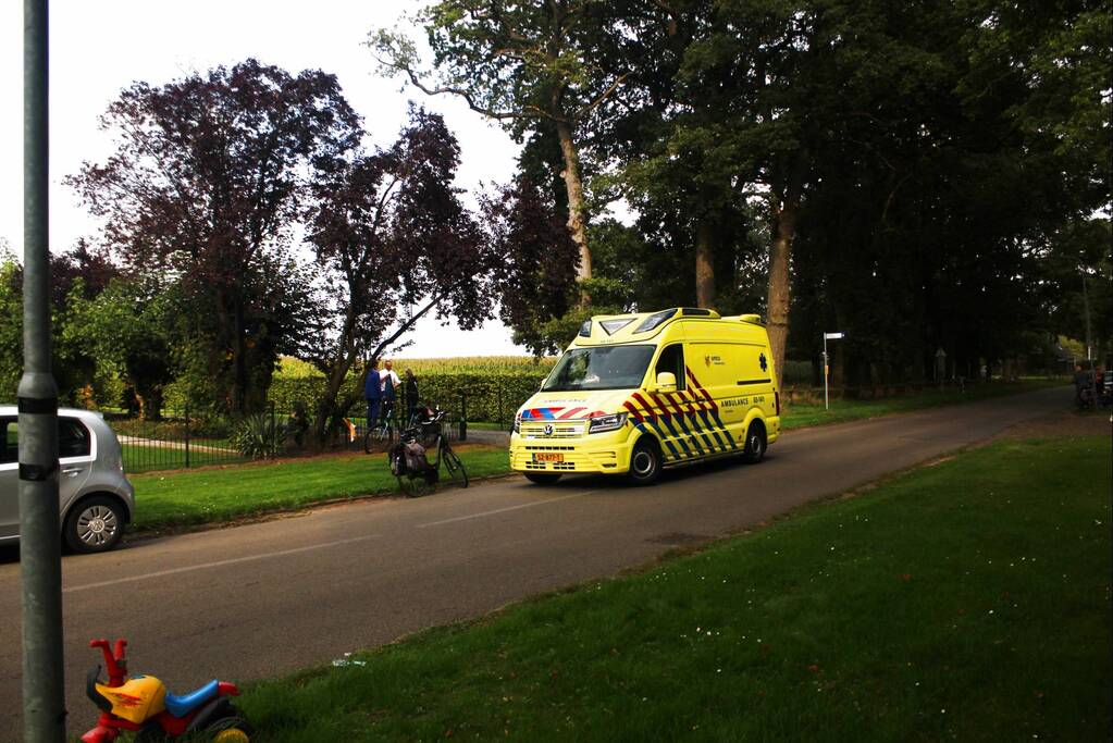 Motorrijder gaat onderuit er raakt zwaargewond