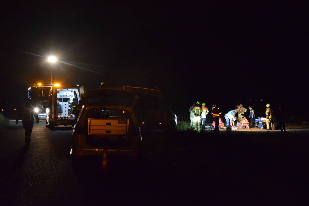 Persoon zwaargewond na ongeval met brommer