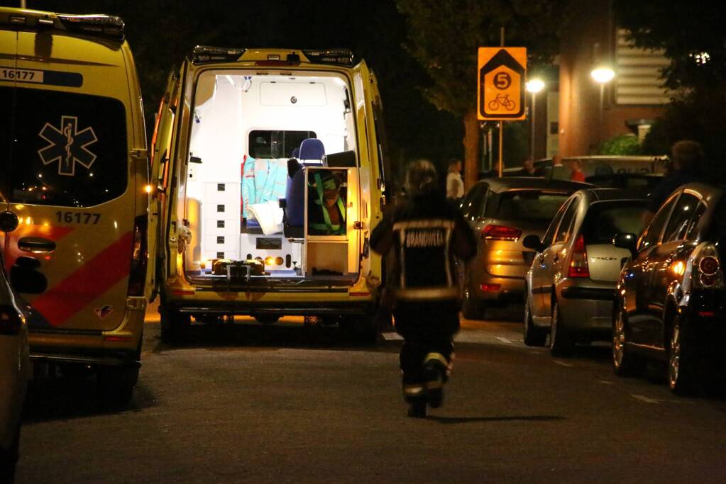 Traumahelikopter landt voor melding in woning