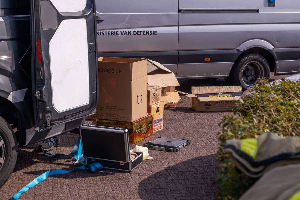Bewoner aangehouden na vondst 500kg illegaal vuurwerk
