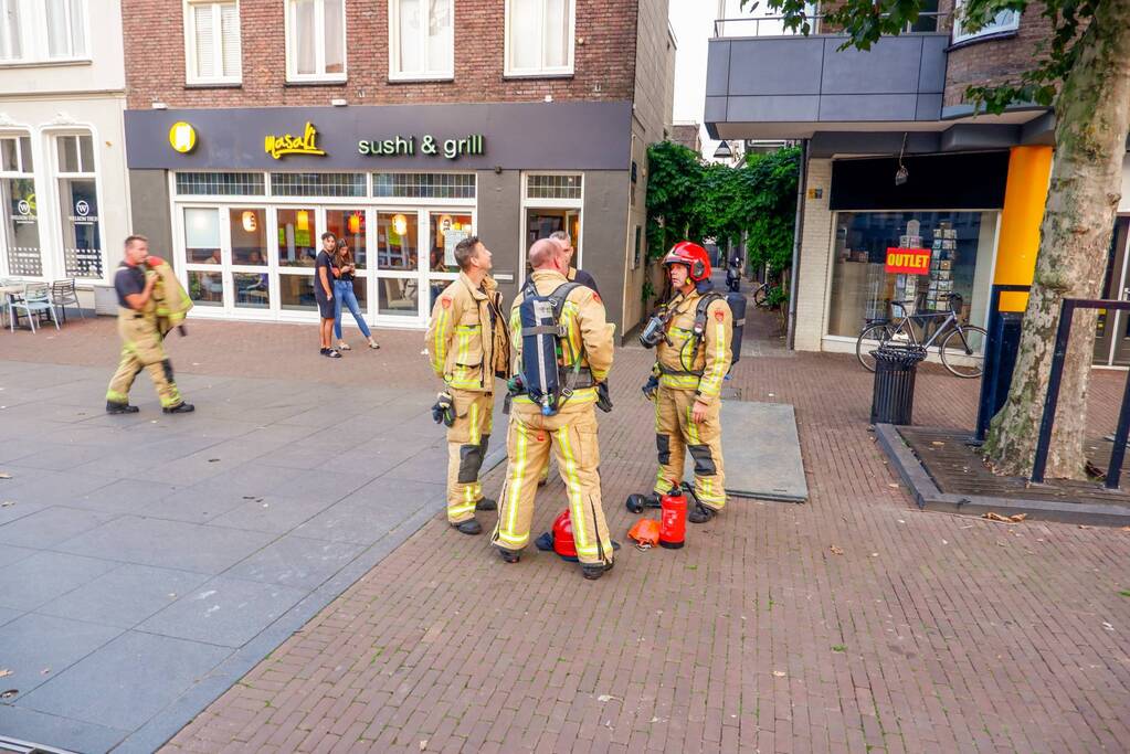 Kip in airfryer vliegt in brand