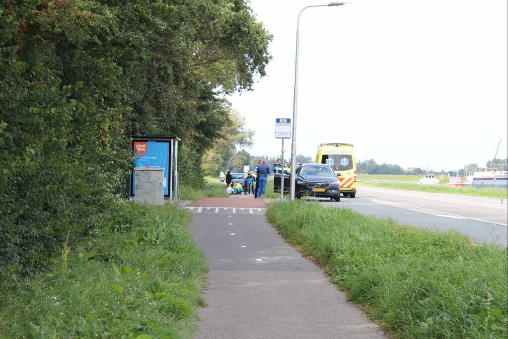 Kop-staart botsing tussen twee voertuigen