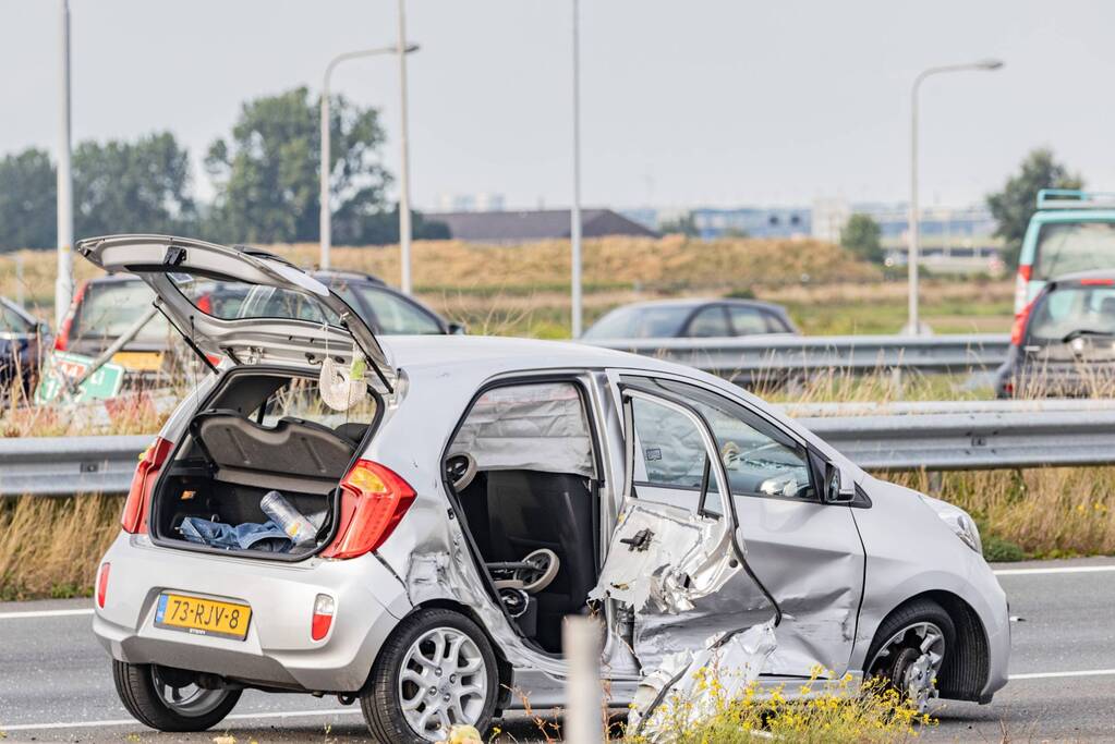 Veel schade bij ongeval met meerdere voertuigen