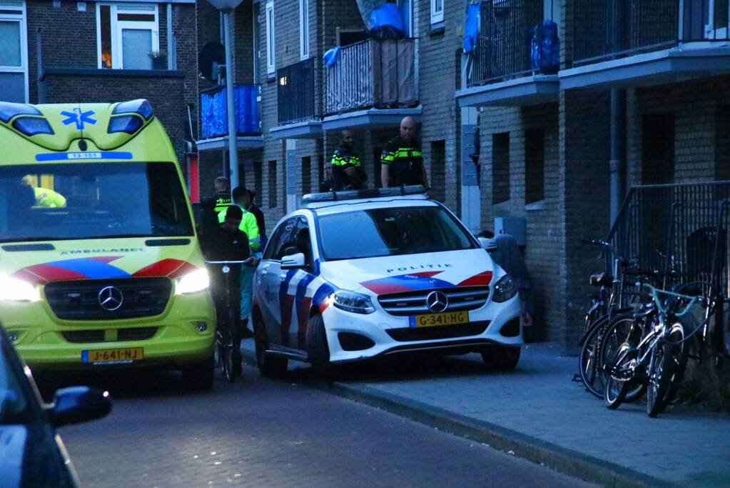 Grote politieopkomst door geweldsincident