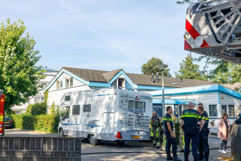 Veel rook bij slaapkamerbrand