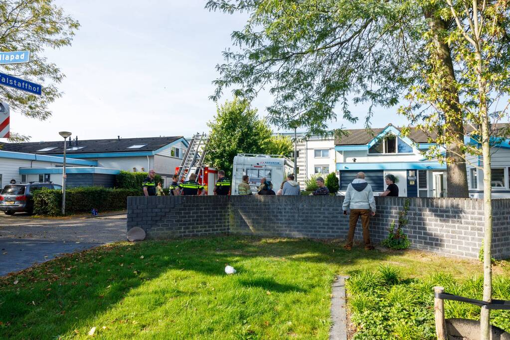 Veel rook bij slaapkamerbrand