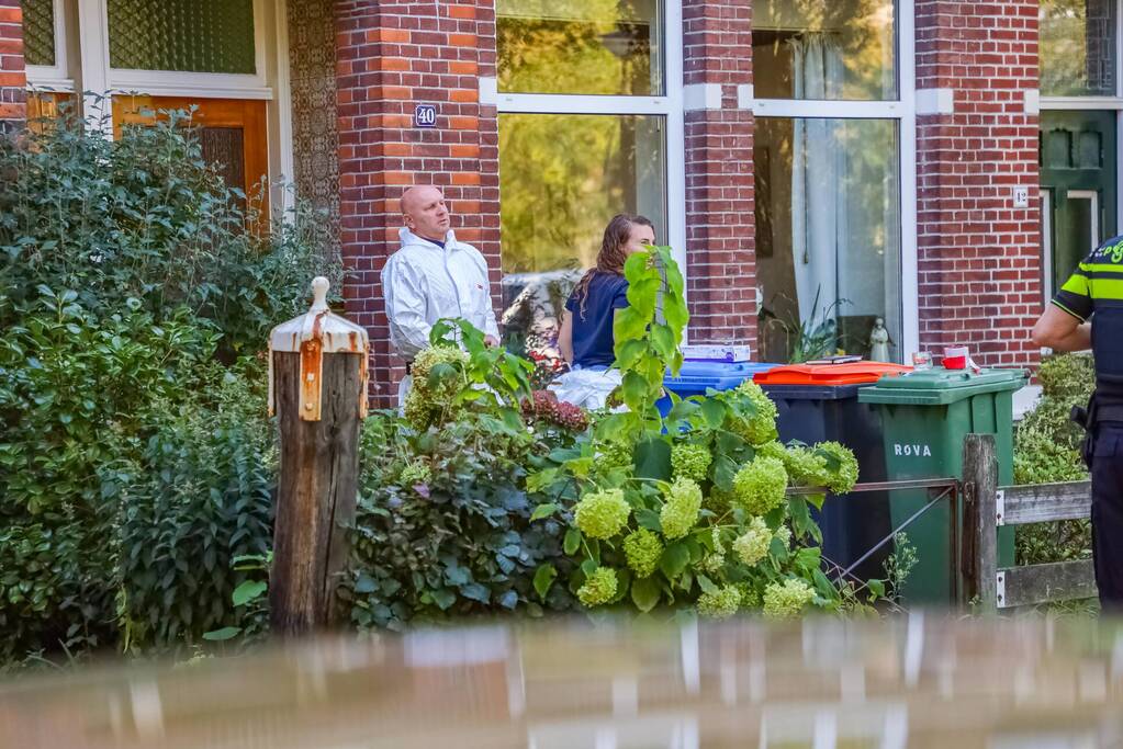 Persoon overleden in woning aangetroffen