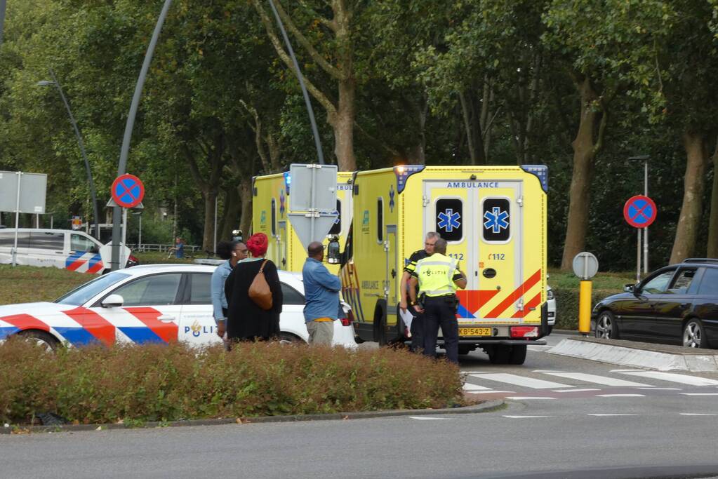 Kind gewond bij ongeval met auto en scooter