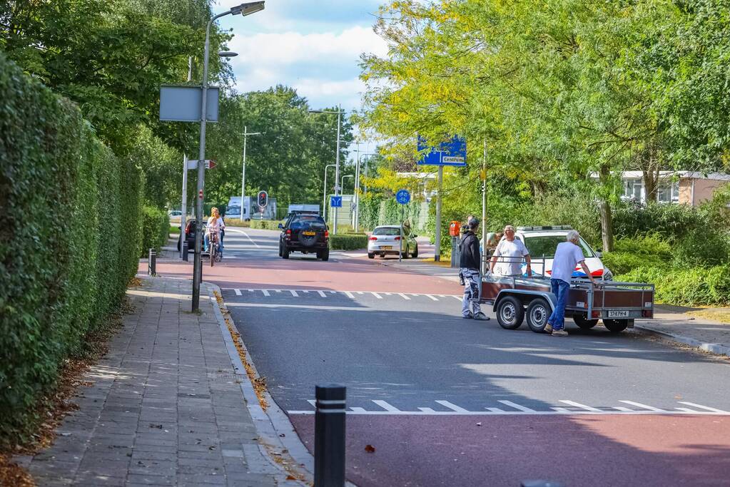 Man op scooter gewond bij aanrijding