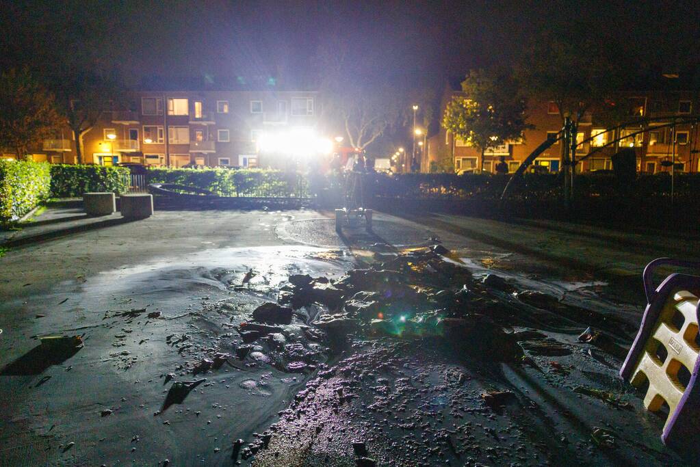 Folders in brand op speeltuin