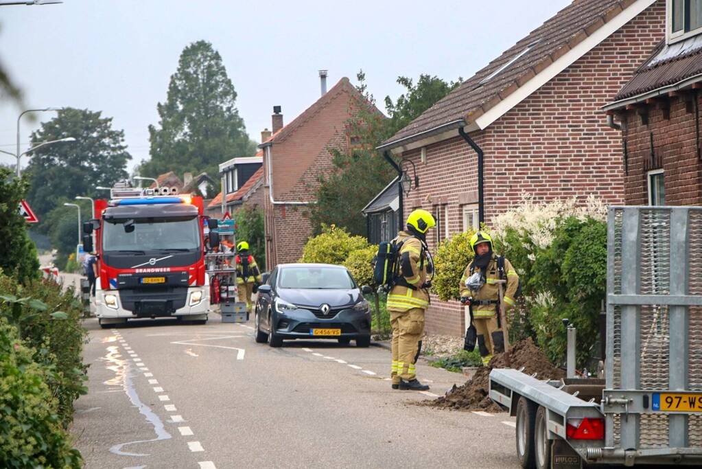 Gasleiding geraakt bij graafwerkzaamheden