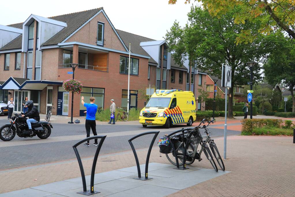 Twee ongelukken tegelijkertijd bij winkelcentrum