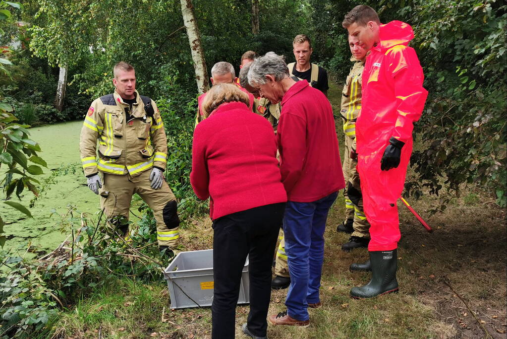 Brandweer haalt gestolen tas uit water