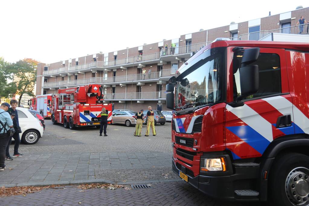 Brand in flatwoning op derde verdieping