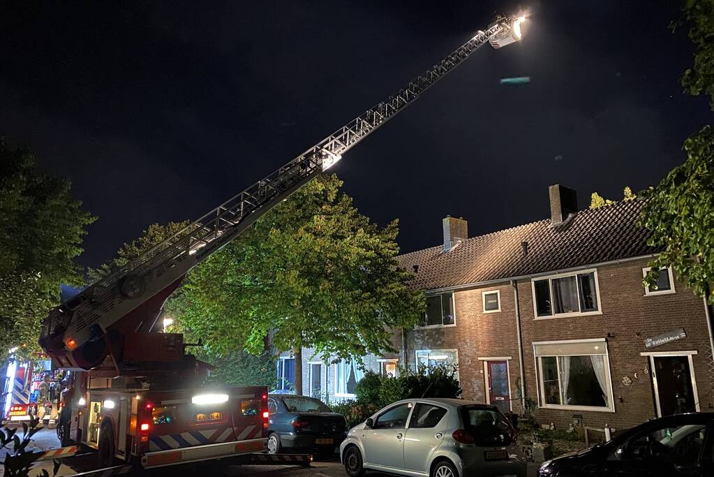 Grote brand in meerdere achtertuinen