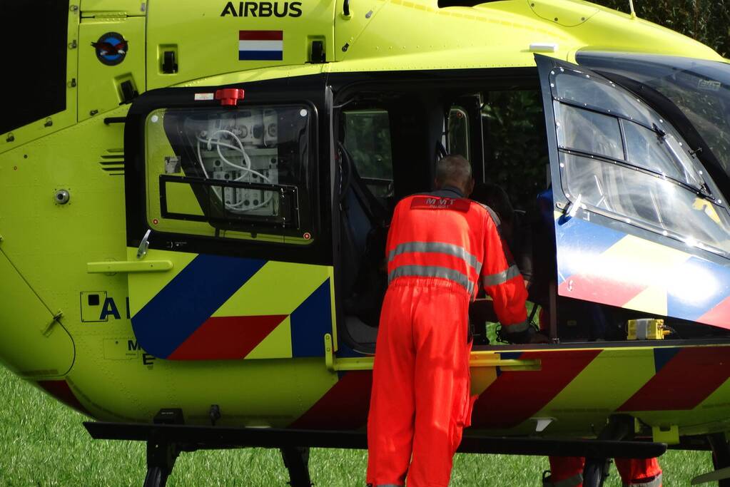 Fietser ernstig gewond door ongeval met personenauto