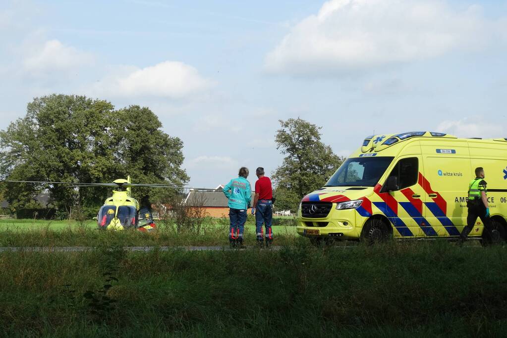 Fietser ernstig gewond door ongeval met personenauto