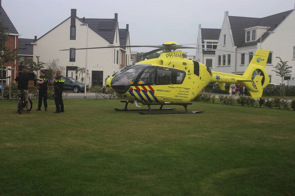 Traumahelikopter trekt veel bekijks
