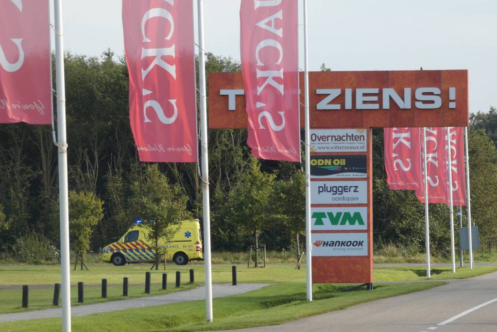 Traumahelikopter landt bij TT Circuit