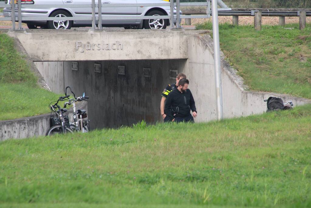 Fietser gewond bij fietsongeluk voor fietstunnel