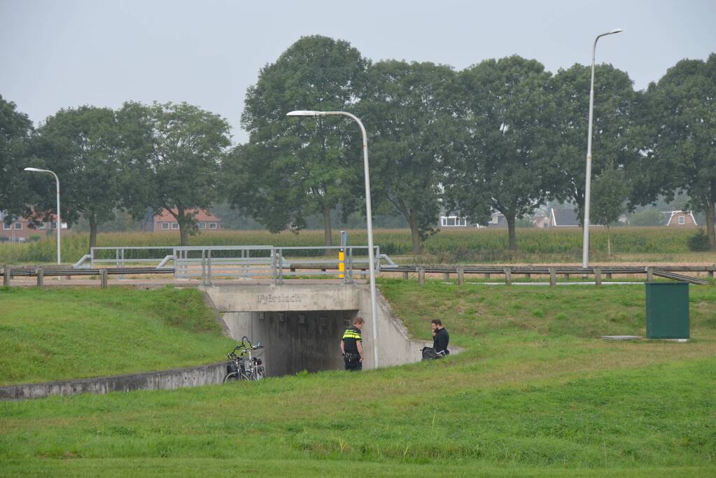 Fietser gewond bij fietsongeluk voor fietstunnel