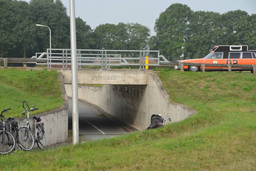 Fietser gewond bij fietsongeluk voor fietstunnel