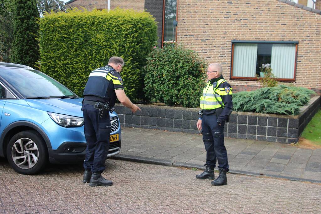 Scooterrijder met spoed naar ziekenhuis bij botsing met auto