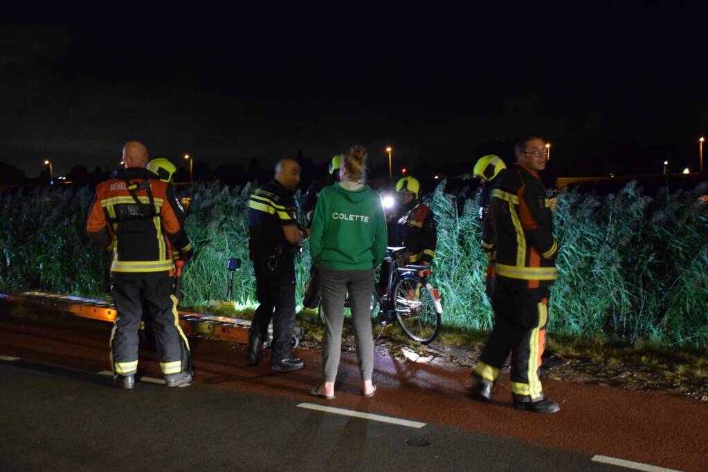 Zoekactie naar persoon te water na gevonden fiets