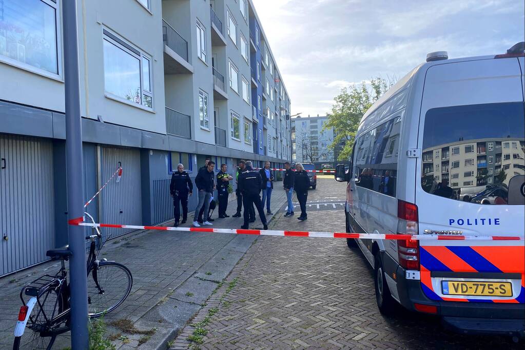 Overleden man aangetroffen in woning portiekflat