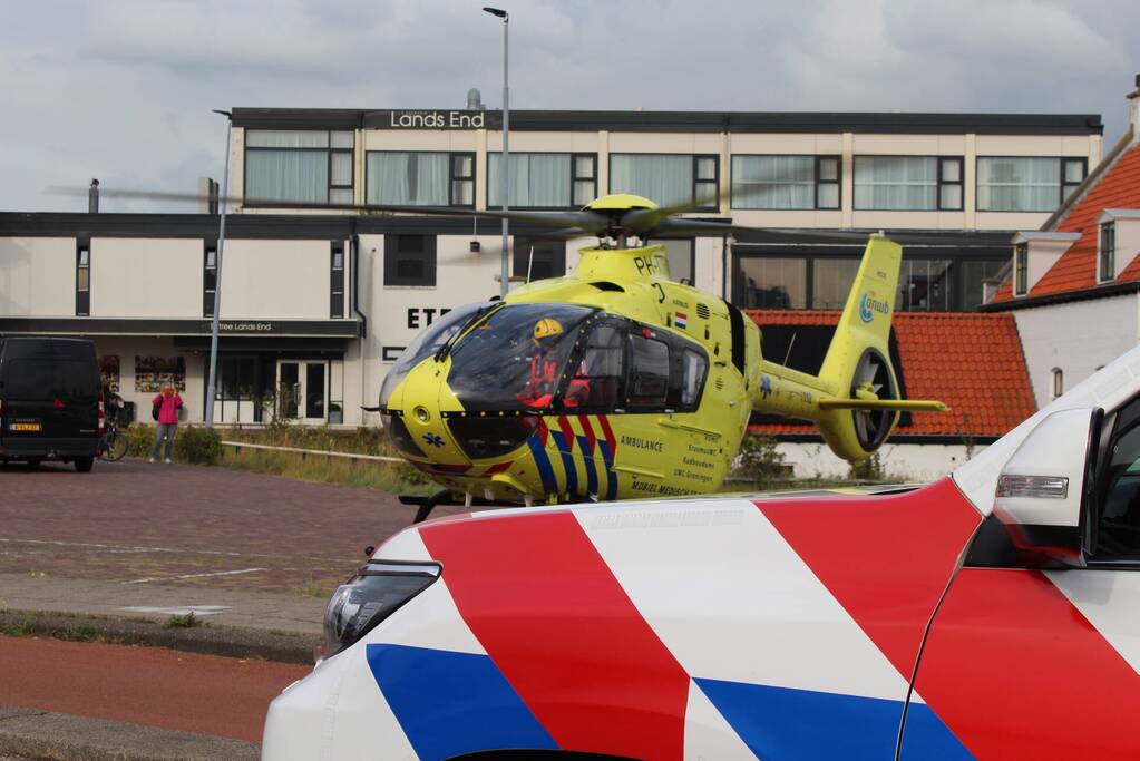 Traumahelikopter landt voor incident bij TESO veerhaven
